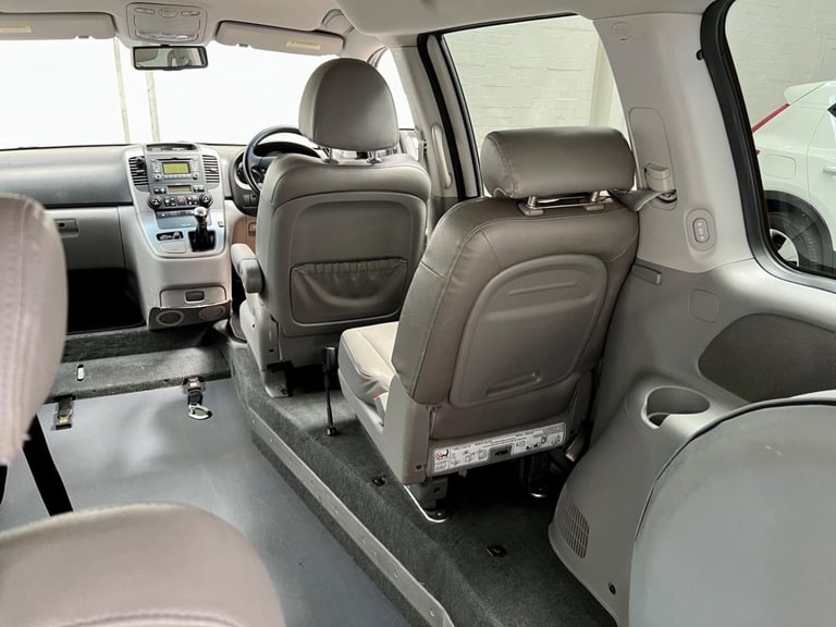 2010 Kia Sedona 2.2 CRDi 3 5dr MPV Diesel Manual