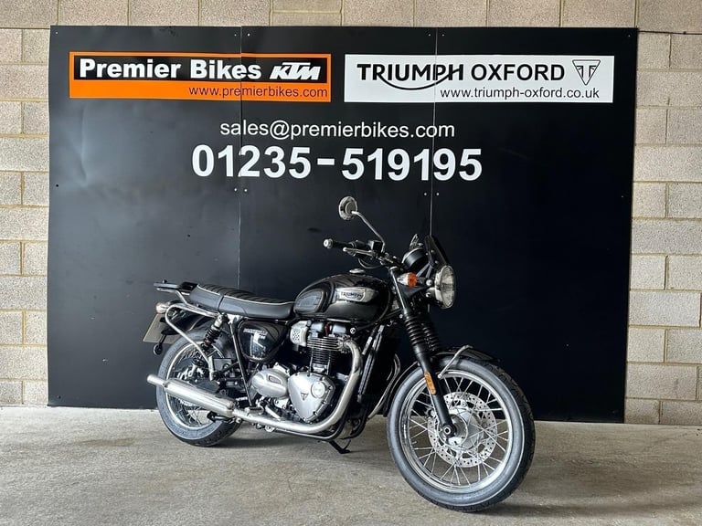 STUNNING LOW MILEAGE 2020/20 TRIUMPH BONNEVILLE T100 MOTORCYCLE