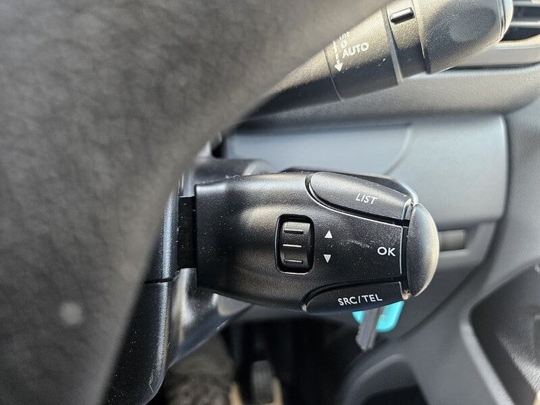 2022 Vauxhall Vivaro 2900 1.5d 100PS Sportive H1 Van PANEL VAN DIESEL Manual