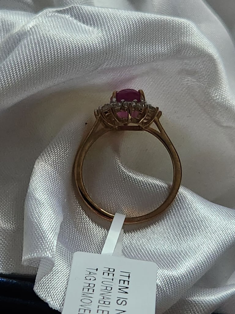 9CT GOLD RING SIZE O SAPPHIRE 9CT GOLD RING SIZE O 9X7 IIAKAKA PINK SAPPHIRE SIZE O BRAND NEW