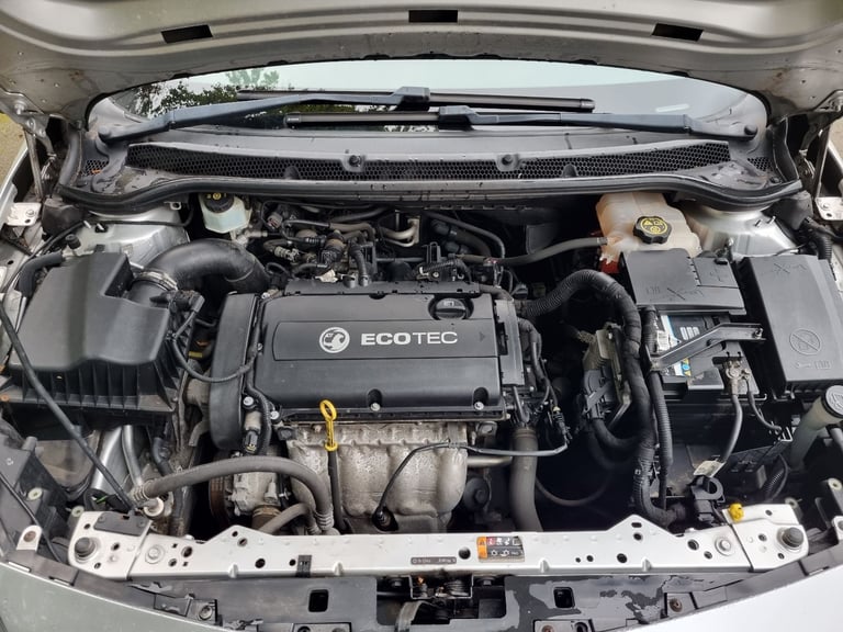 2015 Vauxhall Astra SRI 1.6