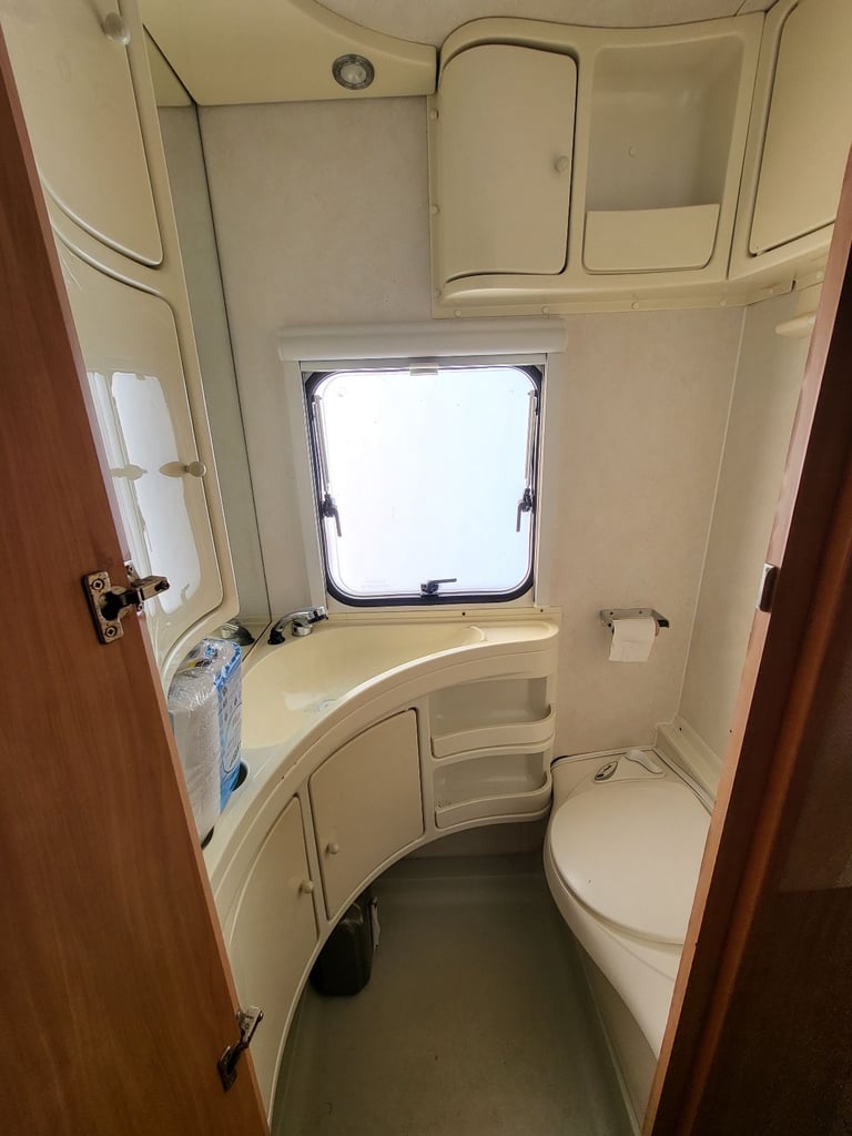 6 Birth Caravan loaded with extras