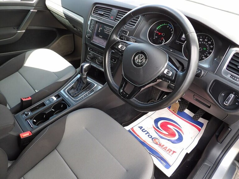 2015 Volkswagen Golf 85kW e-Golf 5dr Auto HATCHBACK ELECTRIC Automatic
