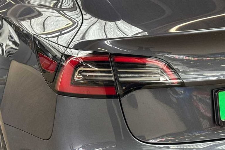 2021 Tesla Model 3 Long Range AWD 4dr Auto SALOON ELECTRIC Automatic