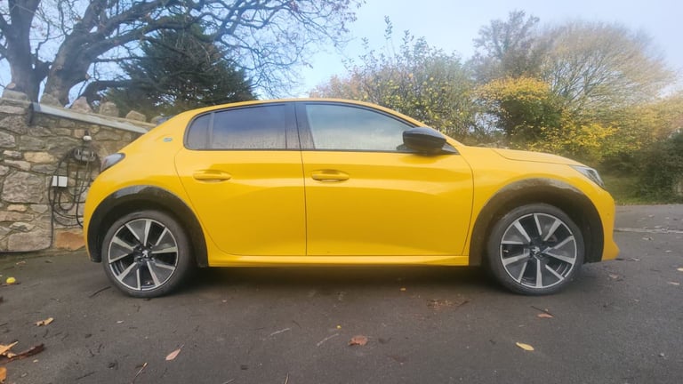 2021 Peugeot e-208 GT (2020 Reg) – 35,800 miles – Excellent Condition