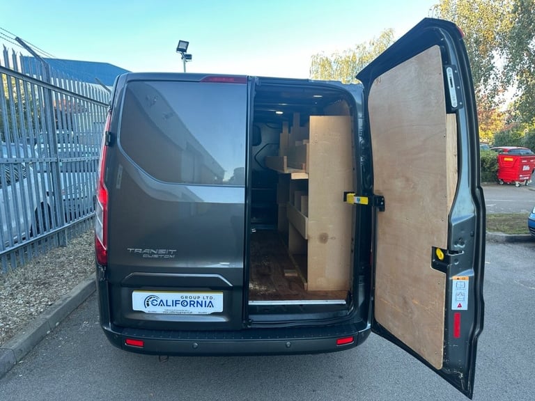 2017 Ford Transit Custom 2.0 TDCi 290 Limited Panel Van 5dr Diesel Manual L1 H2 (157 g/km, 168 bh...