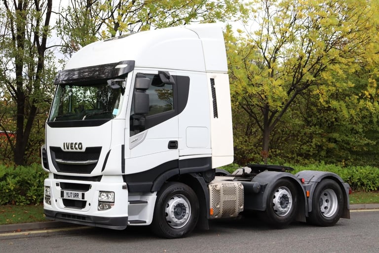 IVECO STRALIS 460 HI-WAY 6X2 MIDLIFT TRACTOR UNIT (2017)