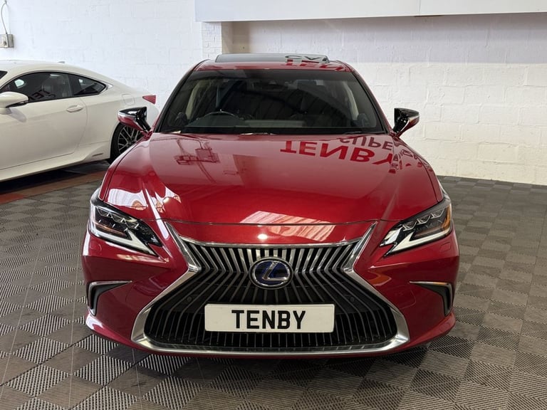 2019 Lexus ES 2.5 300h Saloon 4dr Petrol Hybrid E-CVT Euro 6 (s/s) (218 ps) Saloon PETROL/ELECTRI...