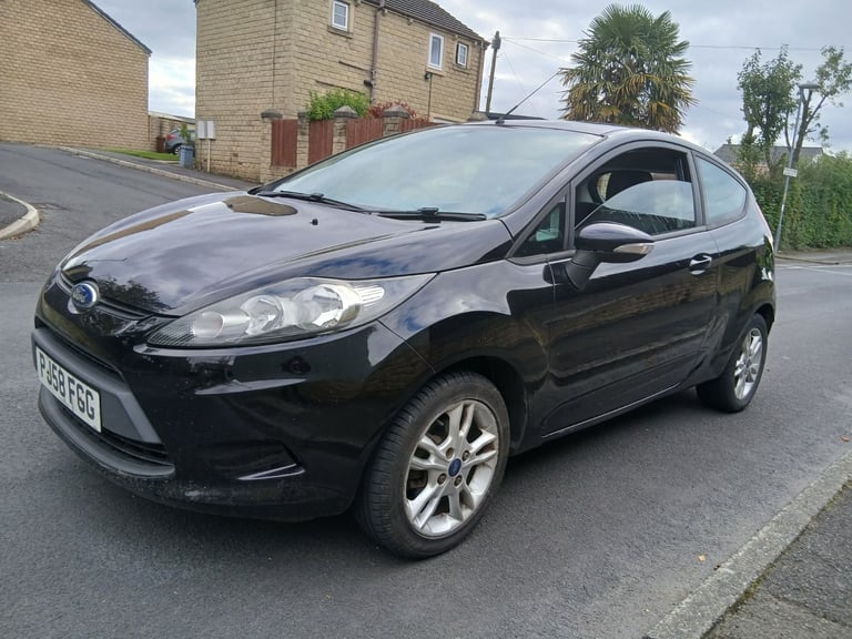 Ford fiesta 1.2 petrol manual mot till april 2026