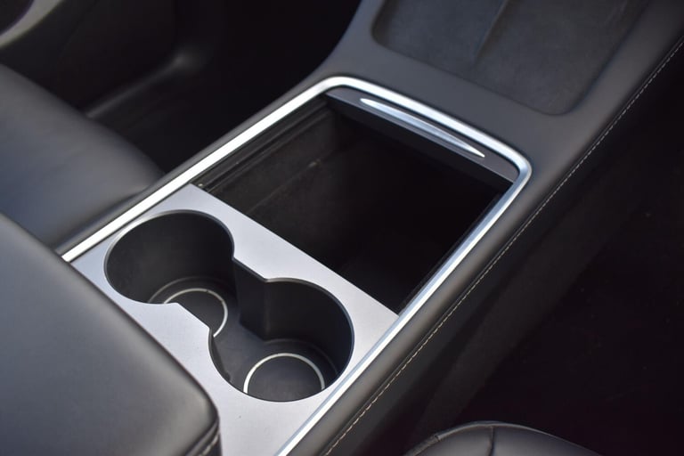 2022 Tesla Model Y (Dual Motor) Long Range Auto 4WDE 5dr MPV Electric Automatic