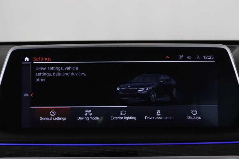 2022 BMW 7 Series 3.0 745Le 12kWh M Sport Auto xDrive Euro 6 (s/s) 4dr SALOON Petrol/Electric Hyb...