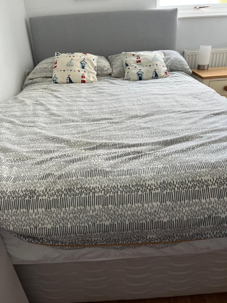 Bed, headboard & mattress 