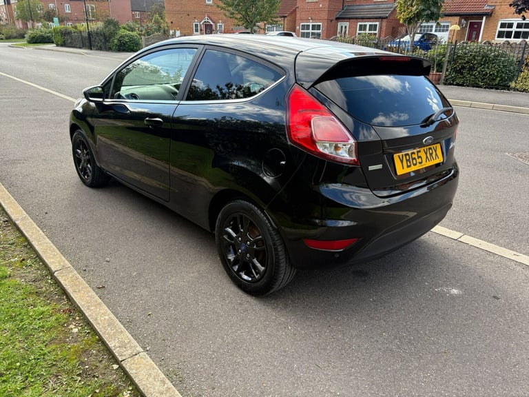 2015 Ford Fiesta 1.0 EcoBoost Zetec Black 3dr HATCHBACK Petrol Manual
