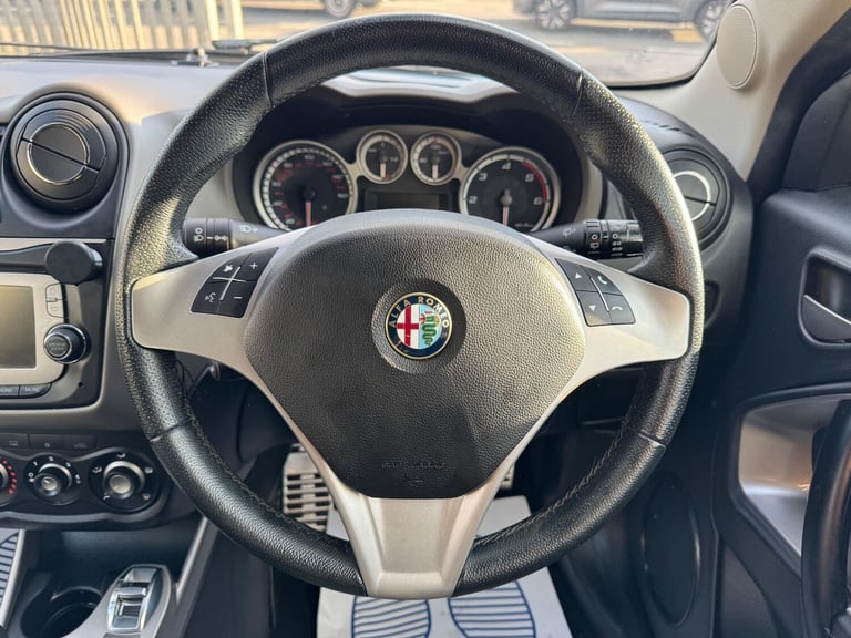 2015 Alfa Romeo MiTo 1.6 JTDM-2 Distinctive Euro 5 (s/s) 3dr HATCHBACK Diesel Manual