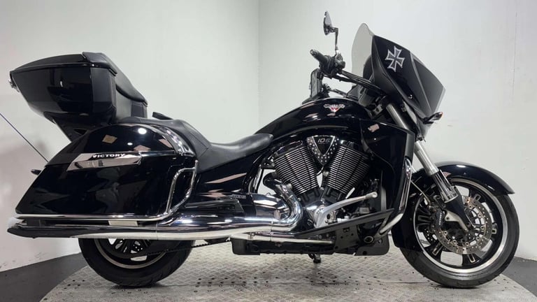 Victory Cross Country [Phone number removed]K THE ULTIMATE TOURER LUGGAGE CRUISER BIKE