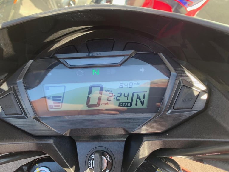 Honda CBF 125 - ONE OWNER - 848 MILES - 2 YEAR WARRANTY