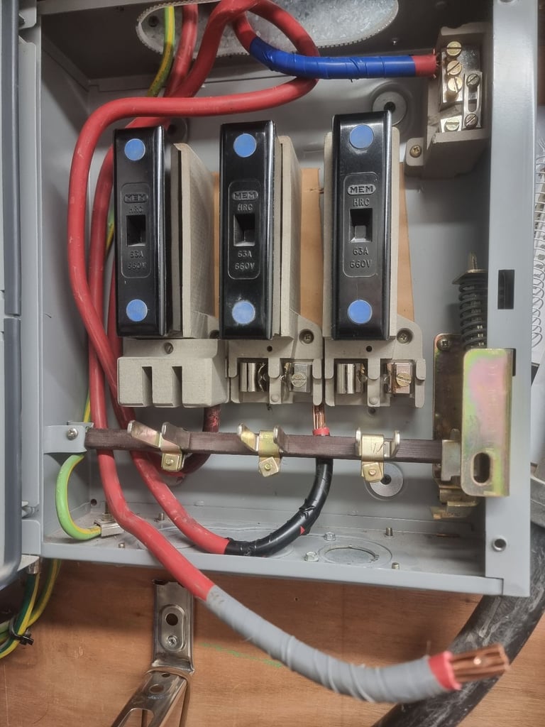 image for 63A Metal isolator switch. 