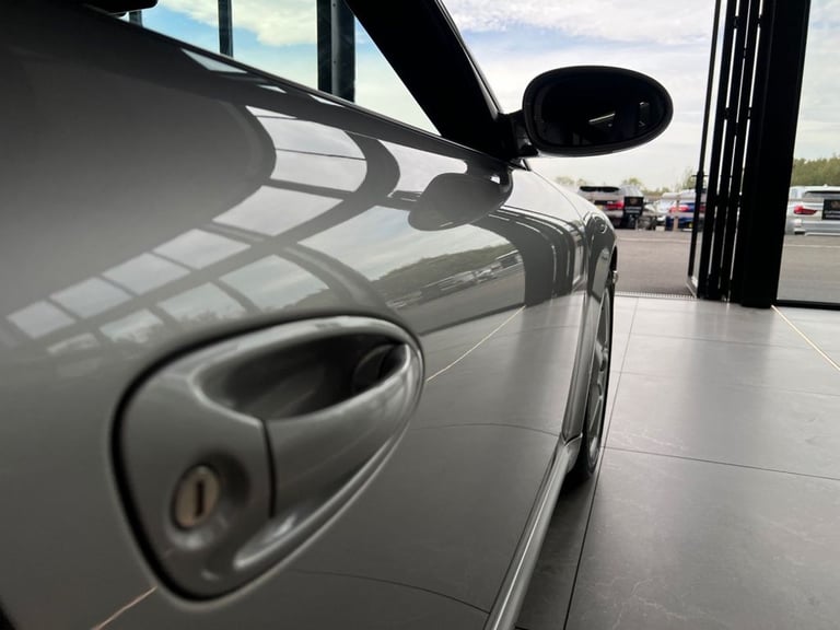 2005 Porsche 911 3.6 997 Carrera Coupe 2dr Petrol Manual (266 g/km, 325 bhp) Coupe Petrol Automatic