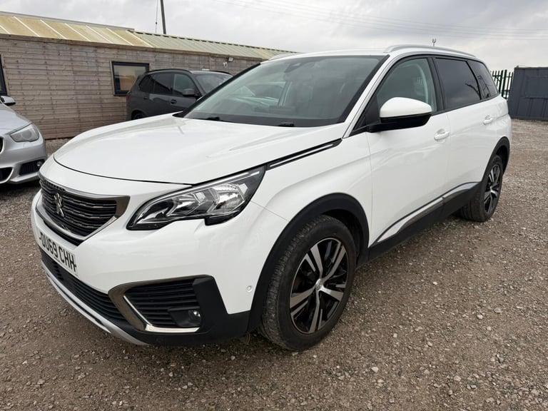 2019 69 PEUGEOT 5008 ALLURE 7 SEATER 1.2 PURETECH PETROL WHITE MANUAL EURO 6