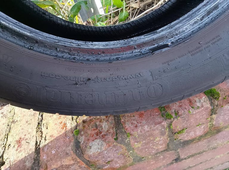 205 55 16 contintal with good tread