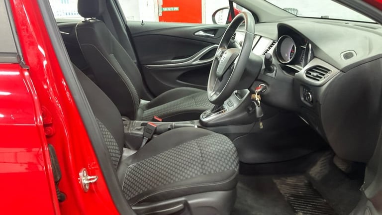 2017 Vauxhall Astra 1.4i Turbo Design Hatchback 5dr Petrol Auto Euro 6 (s/s) (150 ps) F/S/H!1 1 H...