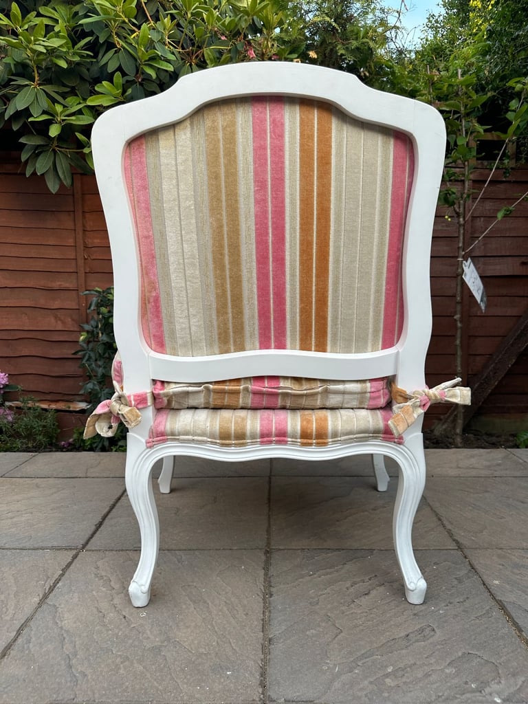 Elegant French Louis XVI Style Fabric Armchair - Great Condition