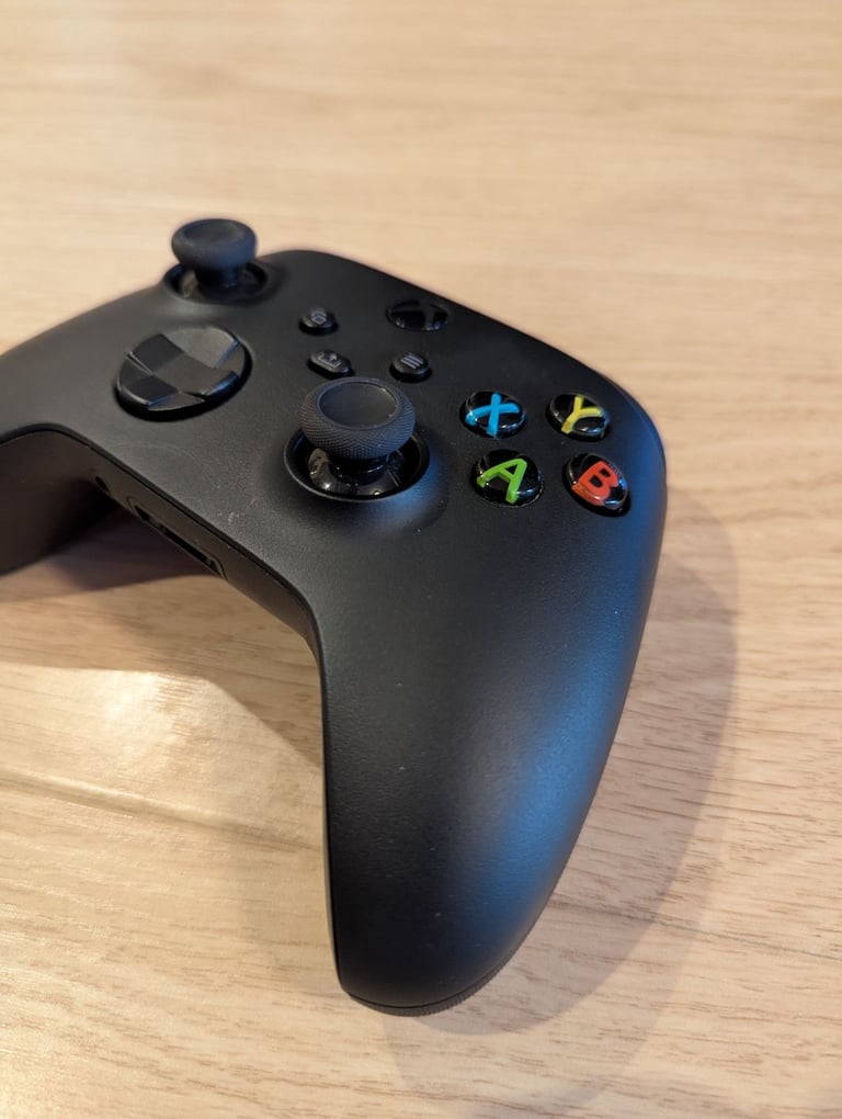Microsoft Wireless Controller for Xbox One Xbox Series X/S/PC - Carbon Black