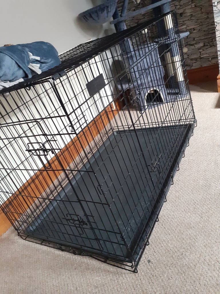 Dog crate 