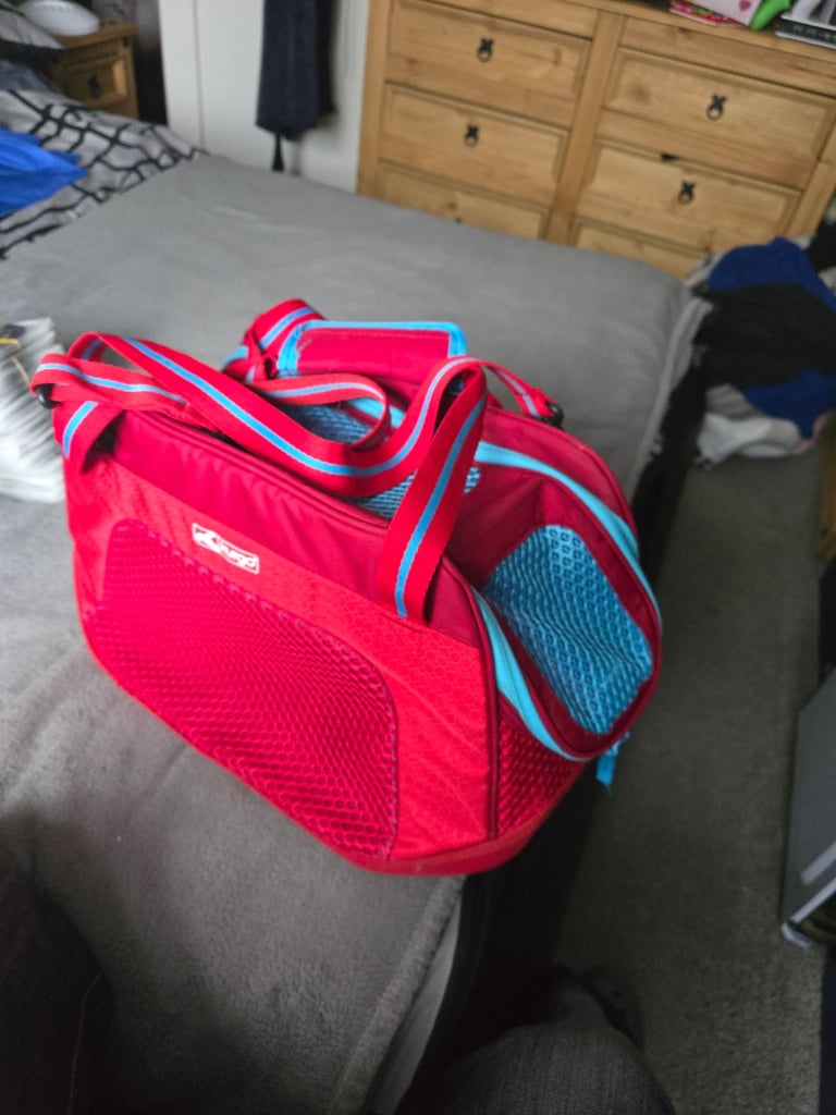 Kurgo Small Dog Carrier with Training Pads