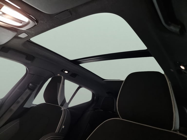 2022 Volvo XC40 2.0 B4 MHEV Ultimate SUV 5dr Petrol Hybrid DCT Auto Euro 6 (s/s) (197 ps) - Suv H...