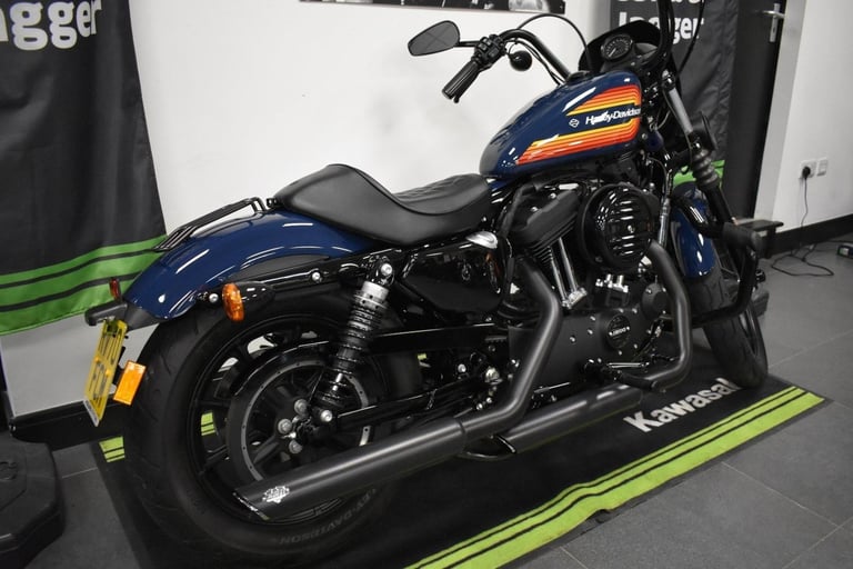 HARLEY DAVIDSON SPORTSTER 1200 IRON-ONLY 880 MILES-VANCE AND HINES-ENGINE BARS