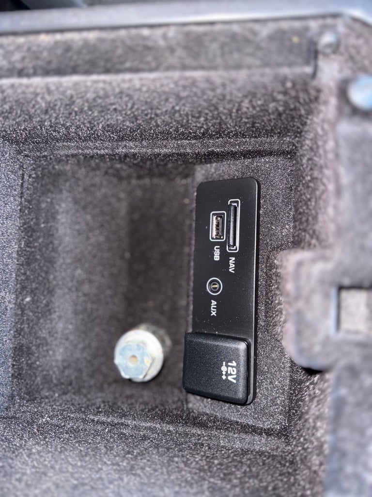 2015 Land Rover Discovery Sport 2.0 TD4 180 HSE 5dr Auto ESTATE Diesel Automatic