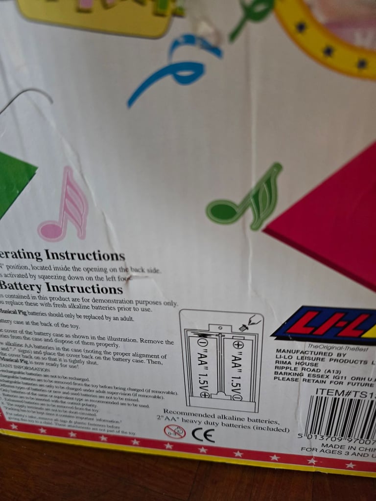 Singing musical birthday pig plush toy with box collection Salhouse 