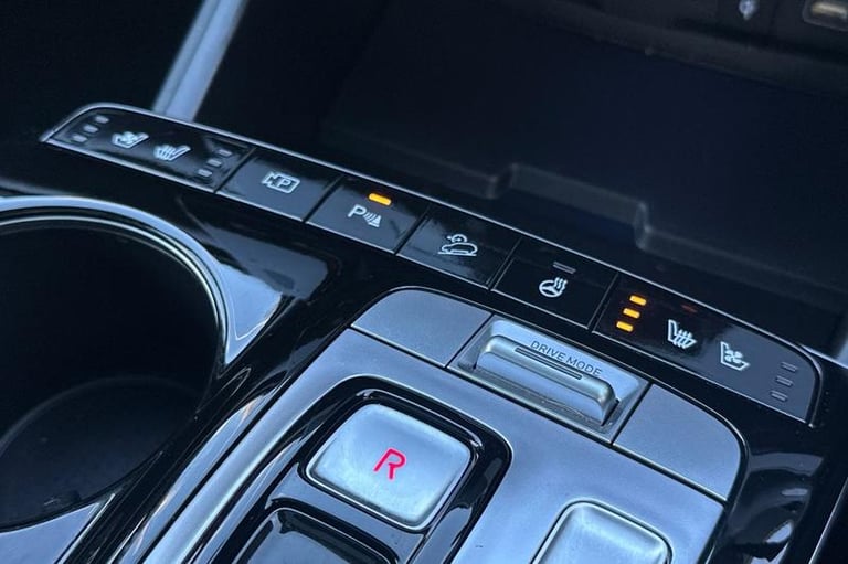 2023 Hyundai TUCSON 1.6 TGDi Hybrid 230 Ultimate 5dr 2WD Auto ESTATE PETROL/ELECTRIC Automatic