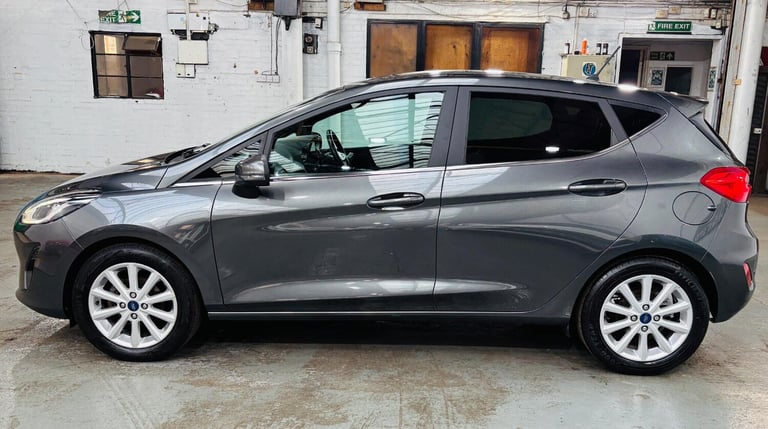 2017 Ford Fiesta 1.0T EcoBoost Titanium Euro 6 (s/s) 5dr HATCHBACK Petrol Manual