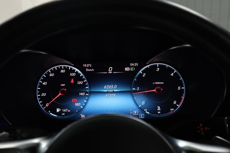 2020 MERCEDES-BENZ GLC 2.0 GLC300D AMG LINE (PREMIUM) SUV 5DR DIESEL G-TRONIC+ 4