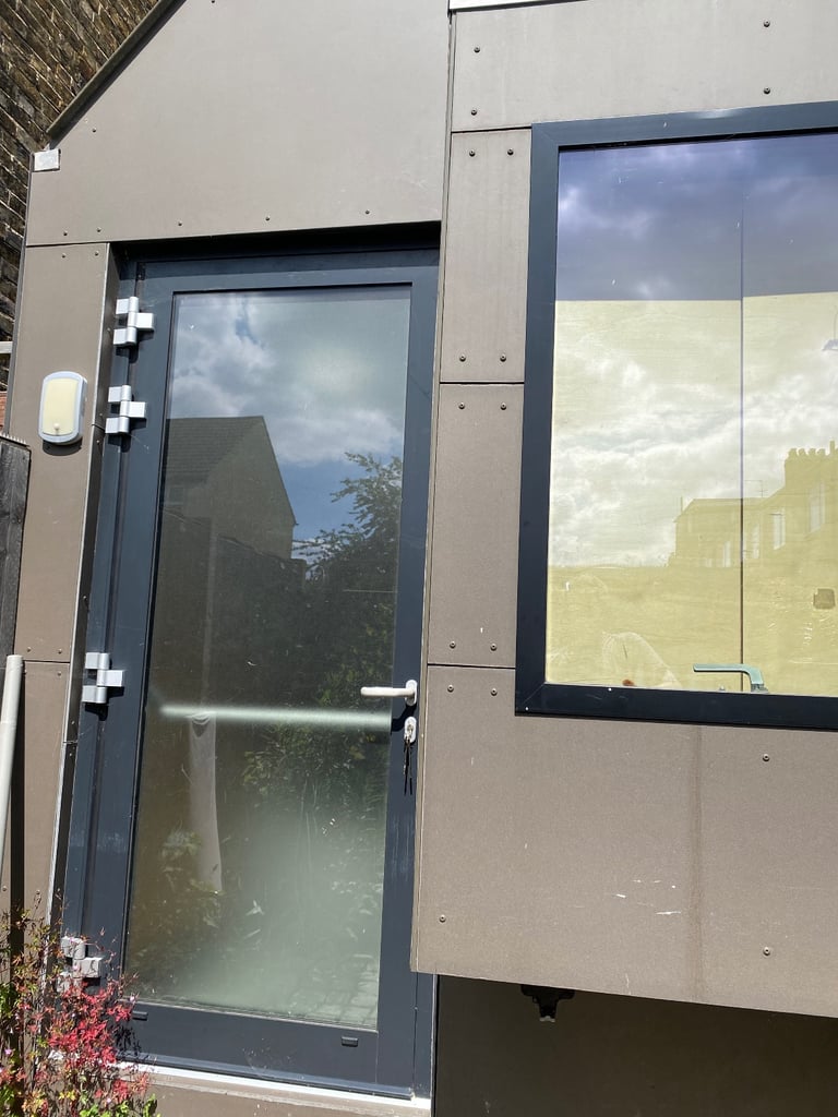 B1 Office / Artist’s Studio / Workshop Birkbeck nr Penge Crystal Palace Norwood