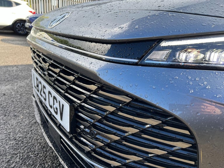 2025 MG MG HS 1.5 T-GDI Trophy DCT Euro 6 (s/s) 5dr ESTATE Petrol Automatic