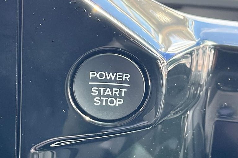 2025 Ford Transit Custom 320 Limited AUTO L2 LWB PHEV Double Cab In Van Petrol FWD 2.5 232ps, HEA...