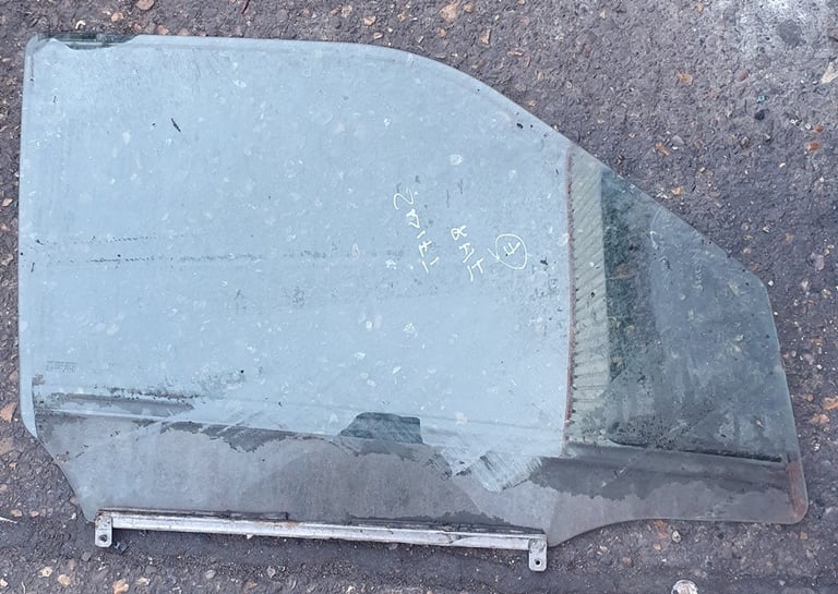 Suzuki Swift Right Side Front Window Glass 2007