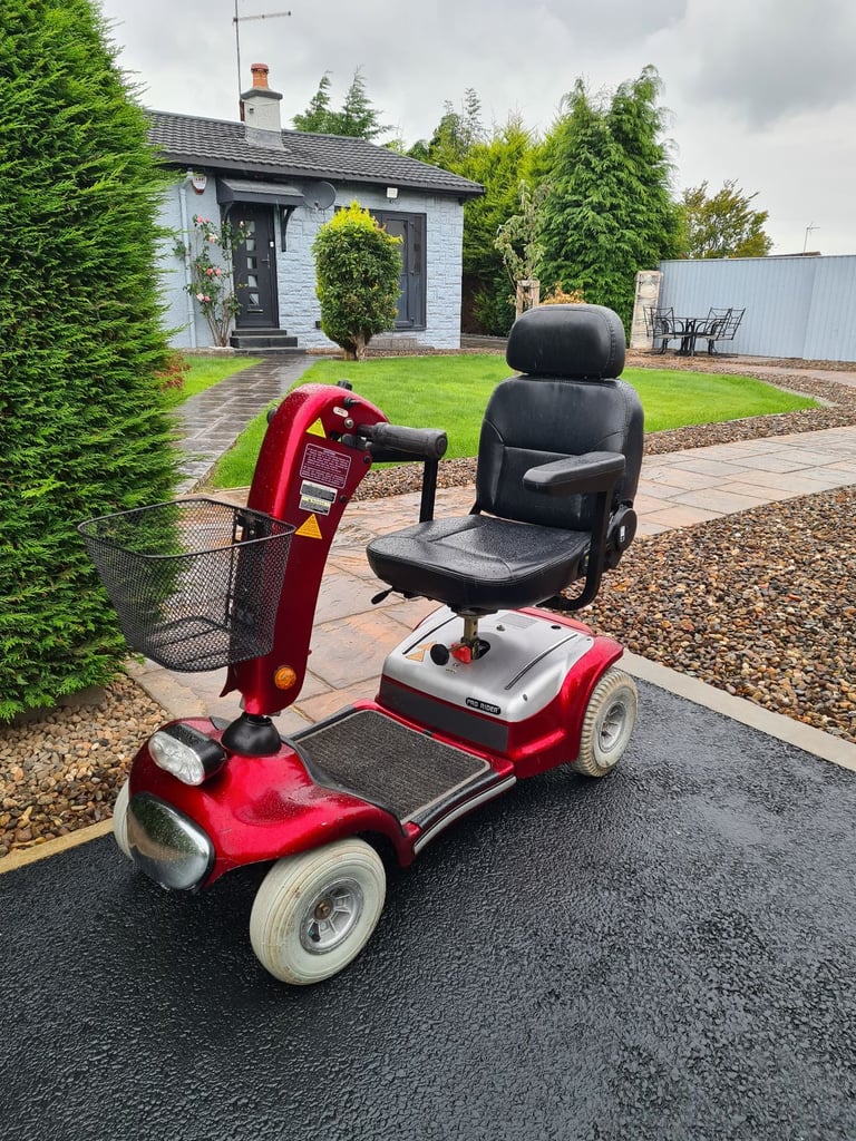 Mobility scooter good condition can deliver today 