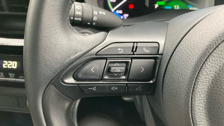 2022 Toyota Yaris Cross 1.5 Hybrid Design 5dr CVT Hybrid Estate Estate Hybrid Automatic
