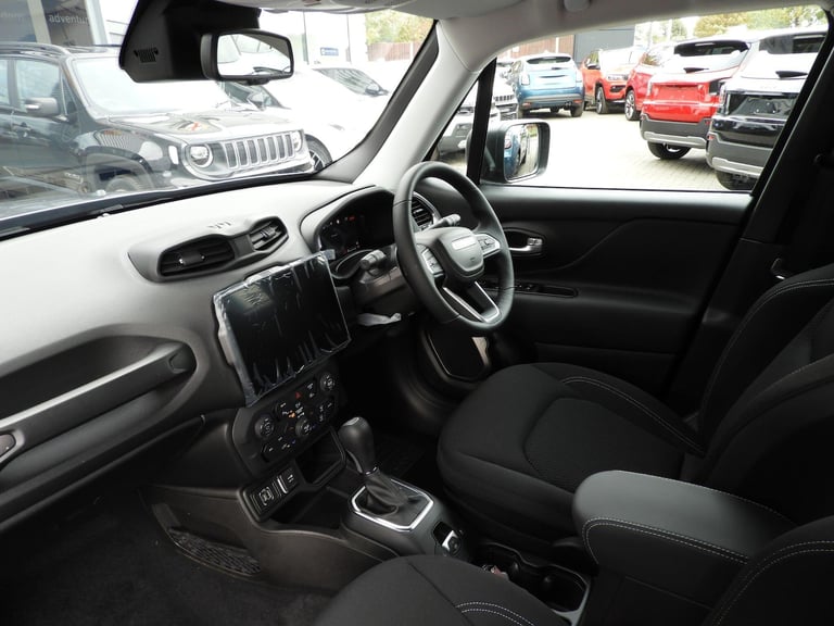 2025 Jeep Renegade Altitude 1.5 E-hybrid 130hp ESTATE Petrol/Electric Hybrid Automatic