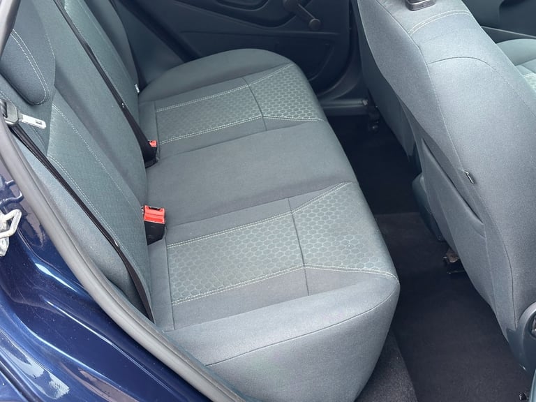 2012 Ford Fiesta 1.4 Zetec 5dr HATCHBACK Petrol Manual