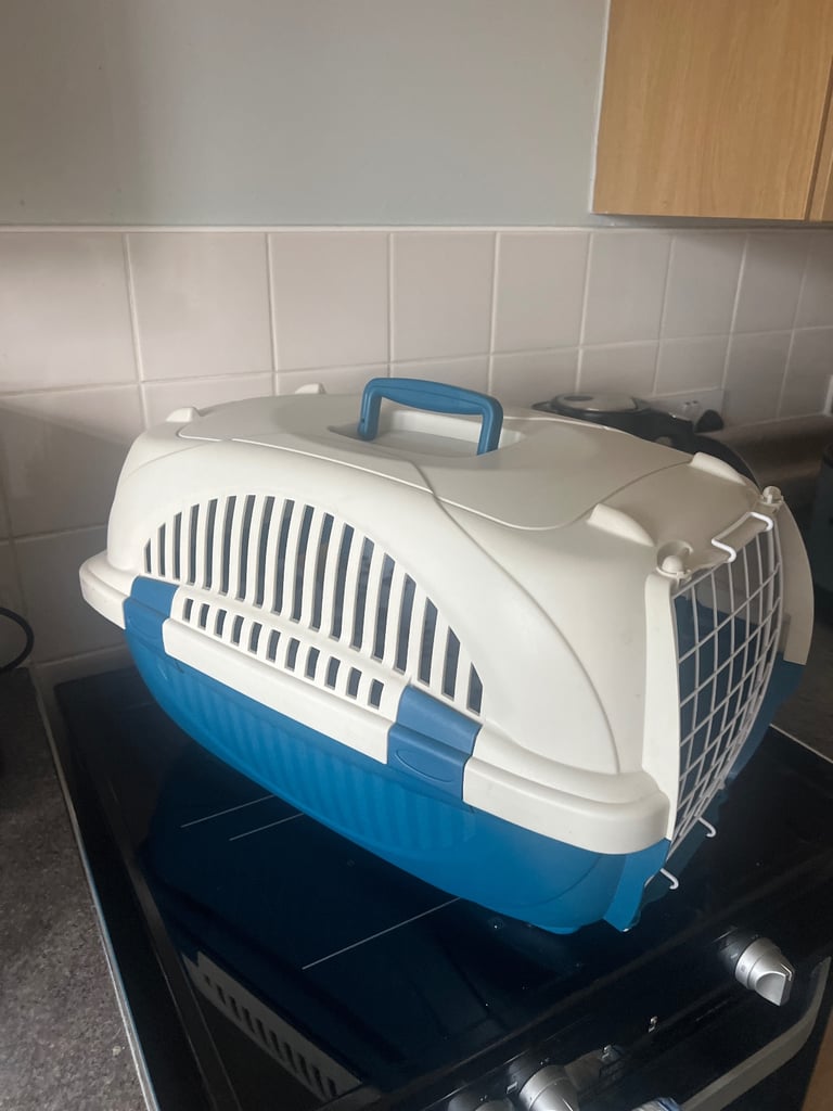 Dog/cat carry crate vgc