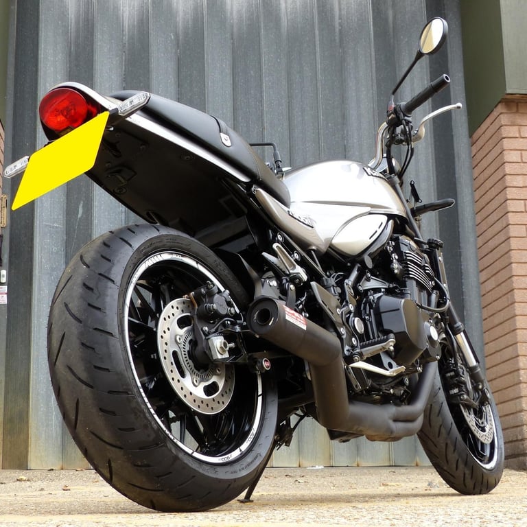 2021 KAWASAKI Z900 RS, A GLORIOUS EXAMPLE OF SUPERB MOTORCYCLE.