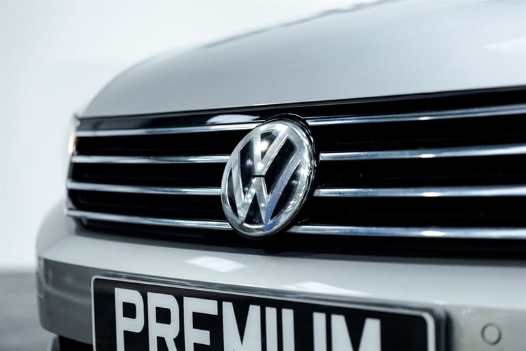 2016 Volkswagen Passat GT TDI BLUEMOTION TECHNOLOGY Saloon Diesel Manual