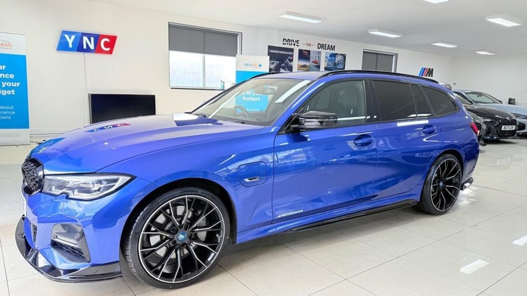 2021 BMW 3 Series 2.0 330e 12kWh M Sport Touring Auto Euro 6 (s/s) 5dr Estate PETROL/ELECTRIC Aut...