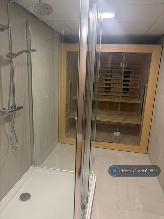 Studio flat in Oldham Place, Liverpool, L1 (#2661080)