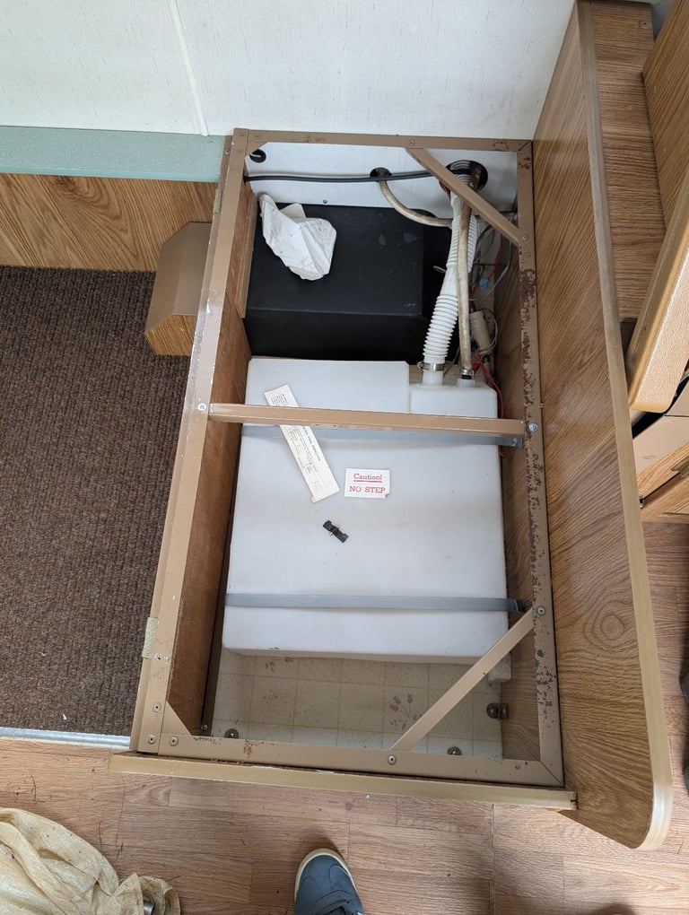 Coleman CapeCod folding camper 